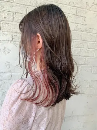 セミロング 🎀韓国系ハイトーン カラーYoko🎀のヘアスタイル