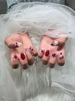 ネイル 🌈 Laule'aのネイルデザイン