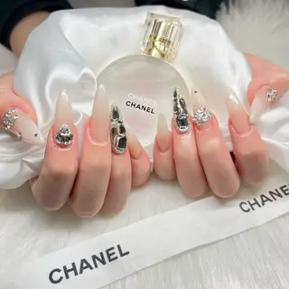 ネイル Miki 本町駅｜💅‎🤍のネイルデザイン