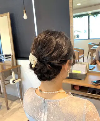 ヘアアレンジ 酸性ストレート/ブリ ーチなしWカラー河本のヘアスタイル
