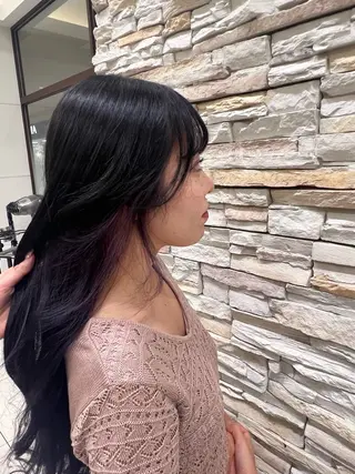 ロング ハイトーン/うる艶 カラー Mioのヘアスタイル