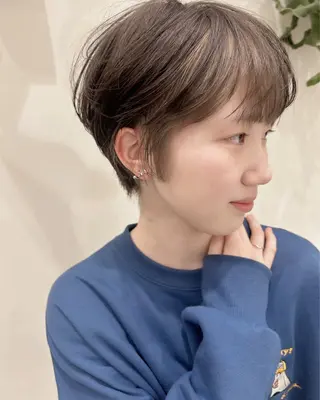 ショート 💛🤍U too e’s 鎌倉🧸のヘアスタイル