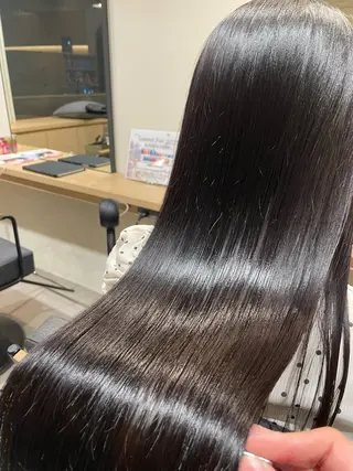 ロング 髪質改善🇰🇷艶髪 韓国ヘア　池内 祐樹のヘアスタイル