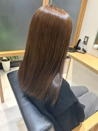 カラー 佐藤 嶺のヘアスタイル
