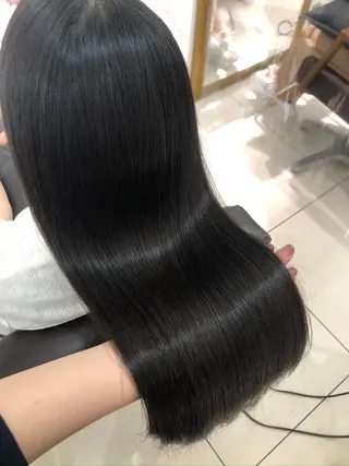 ロング 🇰🇷韓国風艶髪✨ 髪質改善 倉岡しおんのヘアスタイル