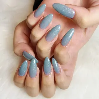 ネイル LUCE 伊藤 光梨のネイルデザイン