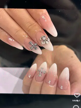 ネイル Riona 🌸上野のネイルデザイン