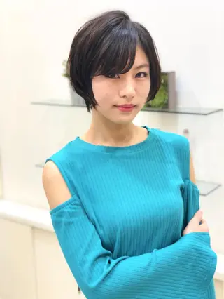 ショート カラー ディレクター ノナカのヘアスタイル