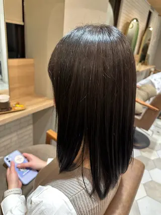 カラー 長谷川 幸帆のヘアスタイル