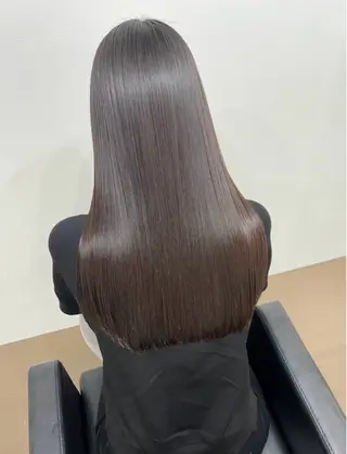 カラー ioe 堤 優衣のヘアスタイル