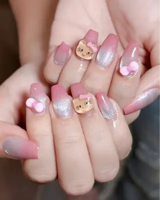 ネイル 山田 由奈のネイルデザイン