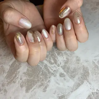 ネイル 里見 麗のネイルデザイン