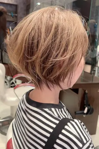 ショート 大川 有香のヘアスタイル