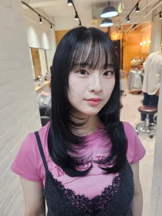 ロング Ayu🐾縮毛矯正/ ブリーチ無しカラーのヘアスタイル