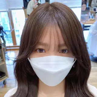 セミロング カラー 顔まわりカット🌟 くびれヘア/寺門遥輝のヘアスタイル