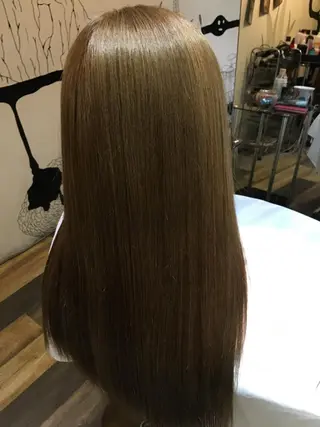 カラー 西村 雄二/エクステのヘアスタイル