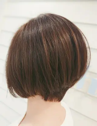 ショート カラー 🐱higajo🐱 比嘉門(ヒガジョウ)のヘアスタイル