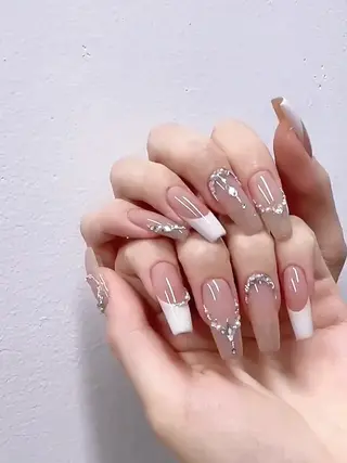 ネイル FF フィフィネイルサロンのネイルデザイン