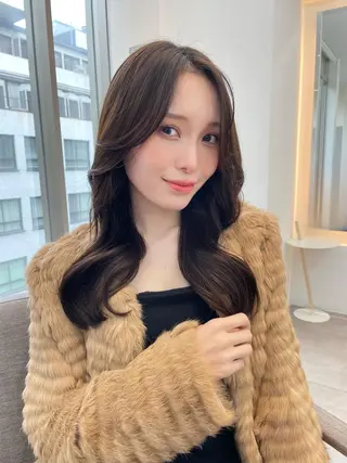 ロング カラー 佐原 里奈のヘアスタイル