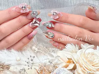 ネイル ✨Nailsalon Vi+✨のネイルデザイン