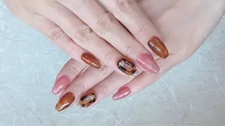 ロング チ まるこのネイルデザイン