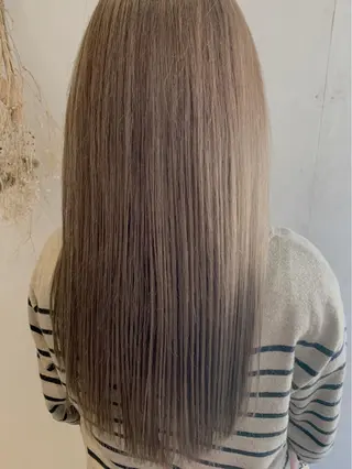 セミロング 龍 門のヘアスタイル