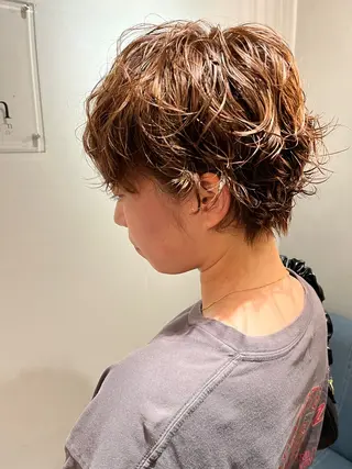 ショート カラー パーマ レイヤーカット/前髪 顔まわり/大田哲也のヘアスタイル