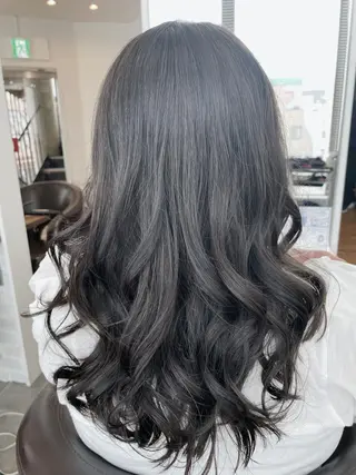 セミロング 開發 紗貴のヘアスタイル
