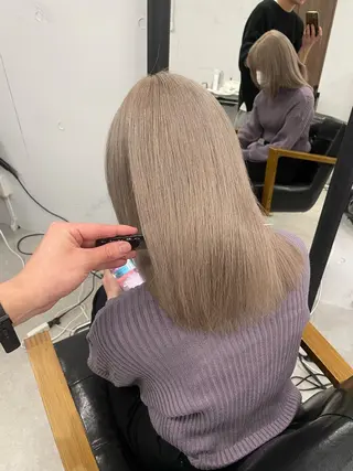 ミディアム カラー マツダ レンのヘアスタイル
