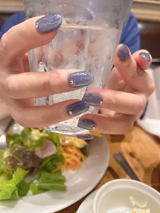 ネイル 王 莉莉のネイルデザイン