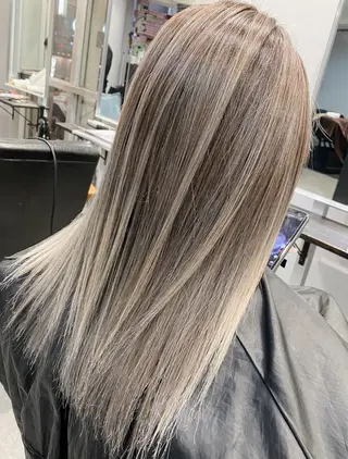 セミロング 🎀難波美容室🎀 HIKARIのヘアスタイル