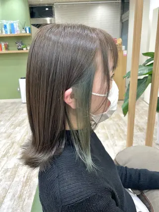 ミディアム カラー 佐々木 美帆のヘアスタイル