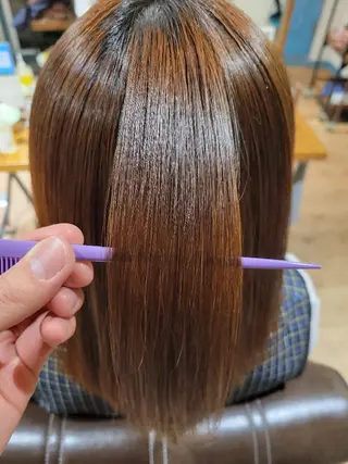 ミディアム 透明感🫧艶カラー✨ レイヤー✂渡辺祐輔のヘアスタイル