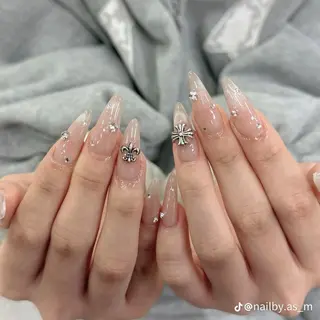 ネイル 杉野 ゆきのネイルデザイン