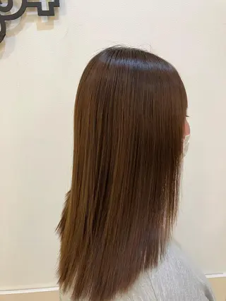 ミディアム yukari 艶髪ヘアのヘアスタイル