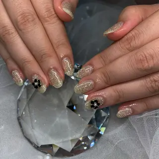 ネイル ハイビスカス ネイルサロンのネイルデザイン