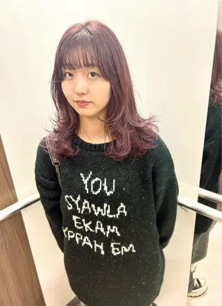 セミロング カラー パーマ ヘアアレンジ 髪と音処　マトぺ所属・デザインカラー/ボブ ブリーチカラー/ユリのヘアスタイル
