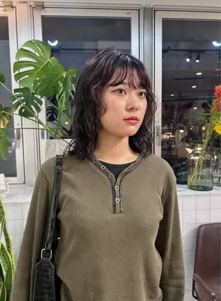 ミディアム パーマ みうら ありさのヘアスタイル