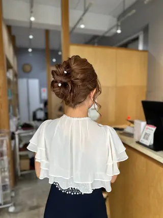 ミディアム miloc MOMOKAのヘアスタイル