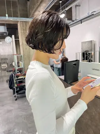 パーマ 🌵ボブ/切りっぱな し/ショート藤長芽生のヘアスタイル