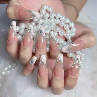 ネイル M🌷nail 長さだし専門店のネイルデザイン