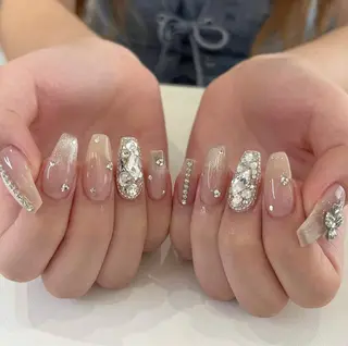 ネイル HIN NAILのネイルデザイン