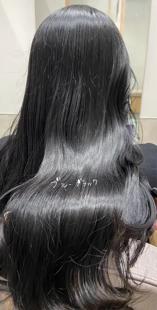 ロング カラー しみず さきのヘアスタイル