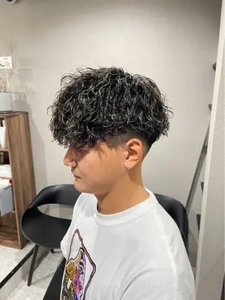 ショート 辻 日向のヘアスタイル