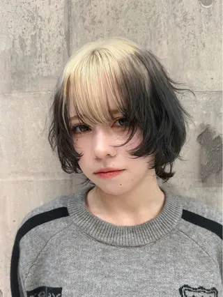 ショート カラー 【縮毛矯正ブリーチ】 MANATO🌈のヘアスタイル