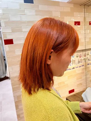 ミディアム 澤井 佑果のヘアスタイル