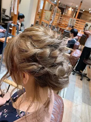 ヘアアレンジ 艶髪／シールエクステ 🌻ノゾミ🌻のヘアスタイル