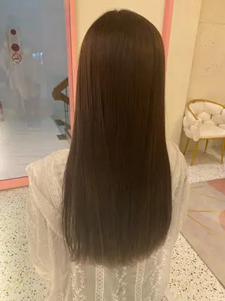 カラー 井出 くるみのヘアスタイル