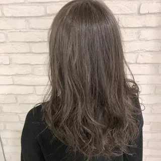 セミロング カラー HAUS 片山みほのヘアスタイル