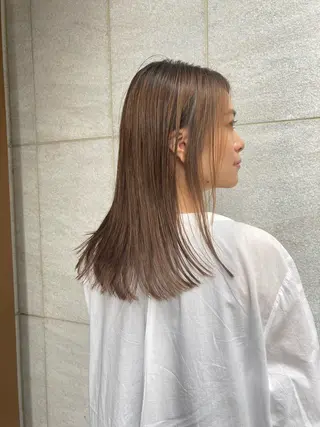 セミロング カラー 松岡 俊輔のヘアスタイル